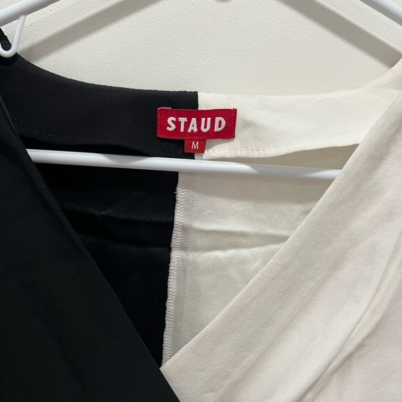 STAUD - NWT CROPPED TWO-TONE CREPE DE CHINE WRAP TOP IN BLACK / WHITE - Picture 6 of 6